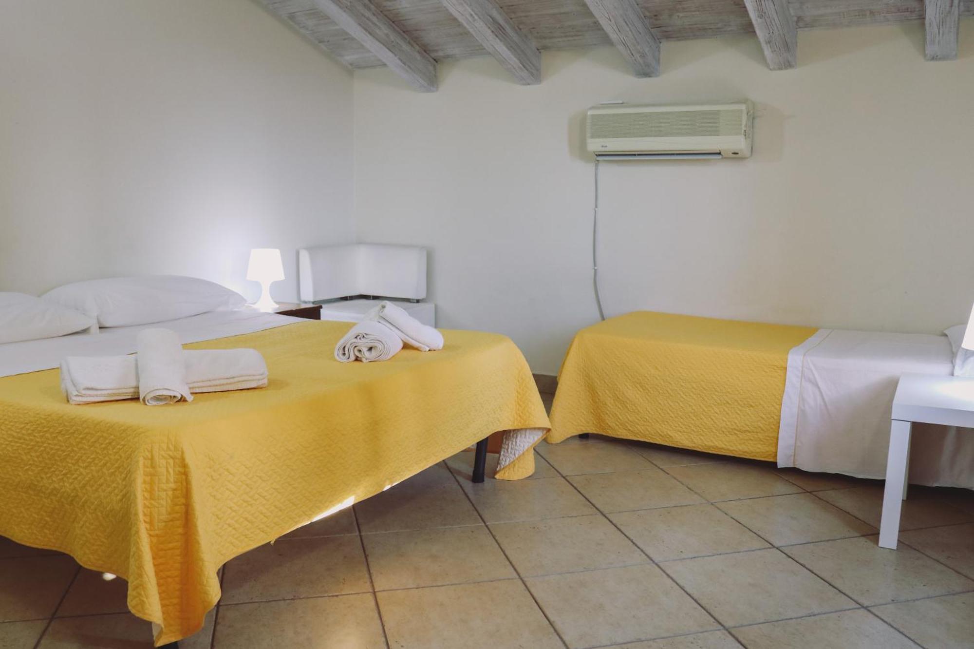 Ranch Simeto Hotel Paterno  Exterior foto